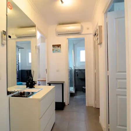 Carrer Del Port Apartment